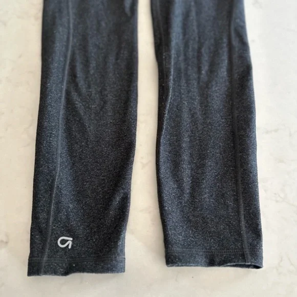 Gray Gap Leggings Size Large - Picture 3 of 5